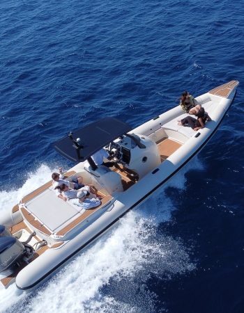 Luxury Yachting Greece